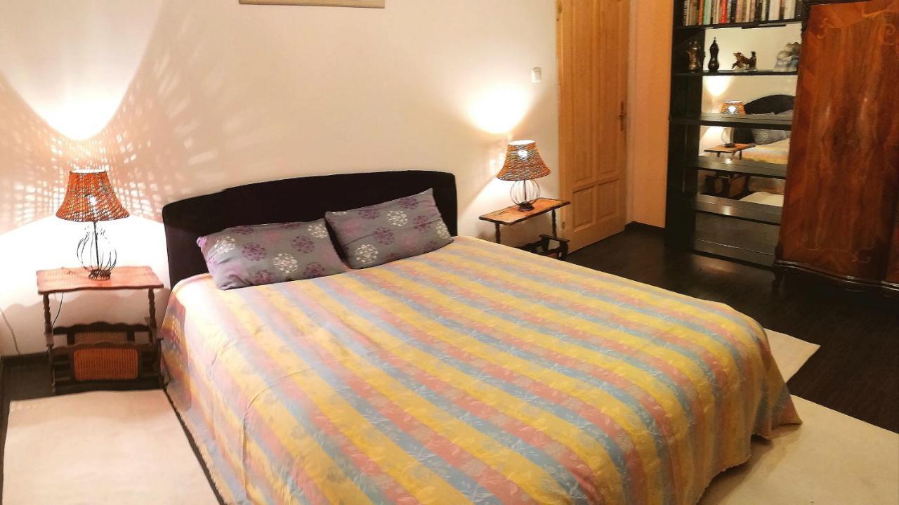 Székesfehérvár Vizaknai Apartmanhaz מראה חיצוני תמונה