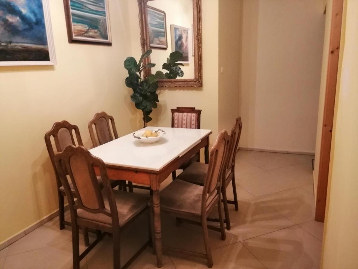 Székesfehérvár Vizaknai Apartmanhaz מראה חיצוני תמונה