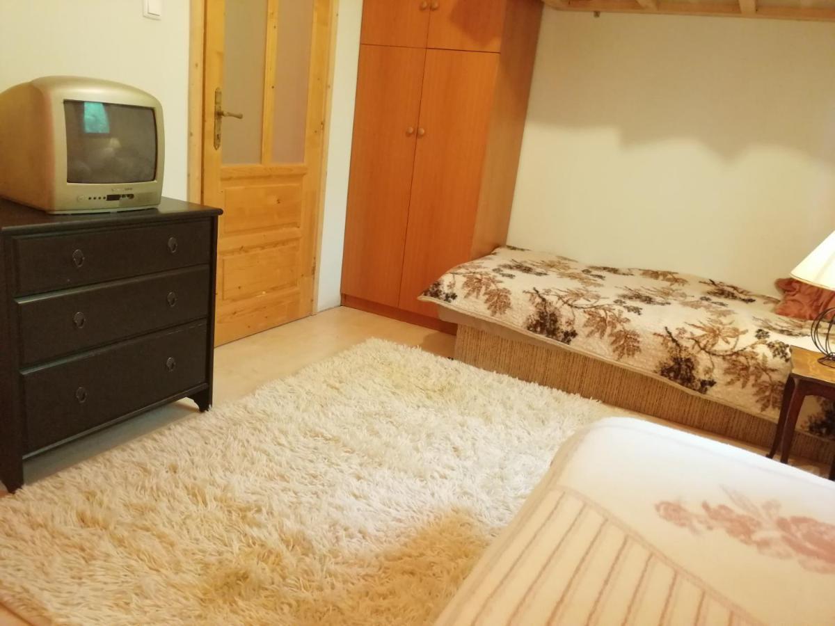 Székesfehérvár Vizaknai Apartmanhaz מראה חיצוני תמונה